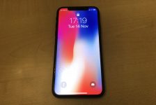 iPhone X: A week with Apple’s new iphone