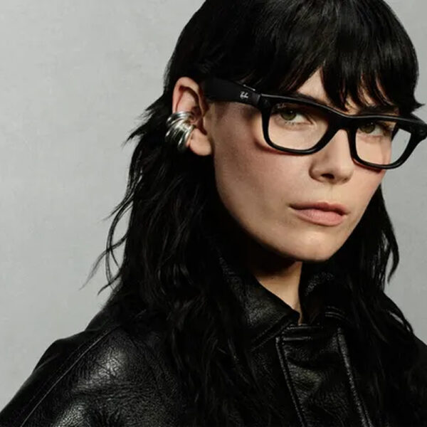 Meta smart glasses accessibility: better fit and WhatsApp recall