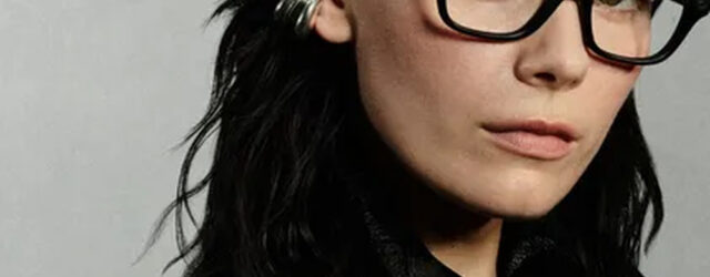 Meta smart glasses accessibility: better fit and WhatsApp recall